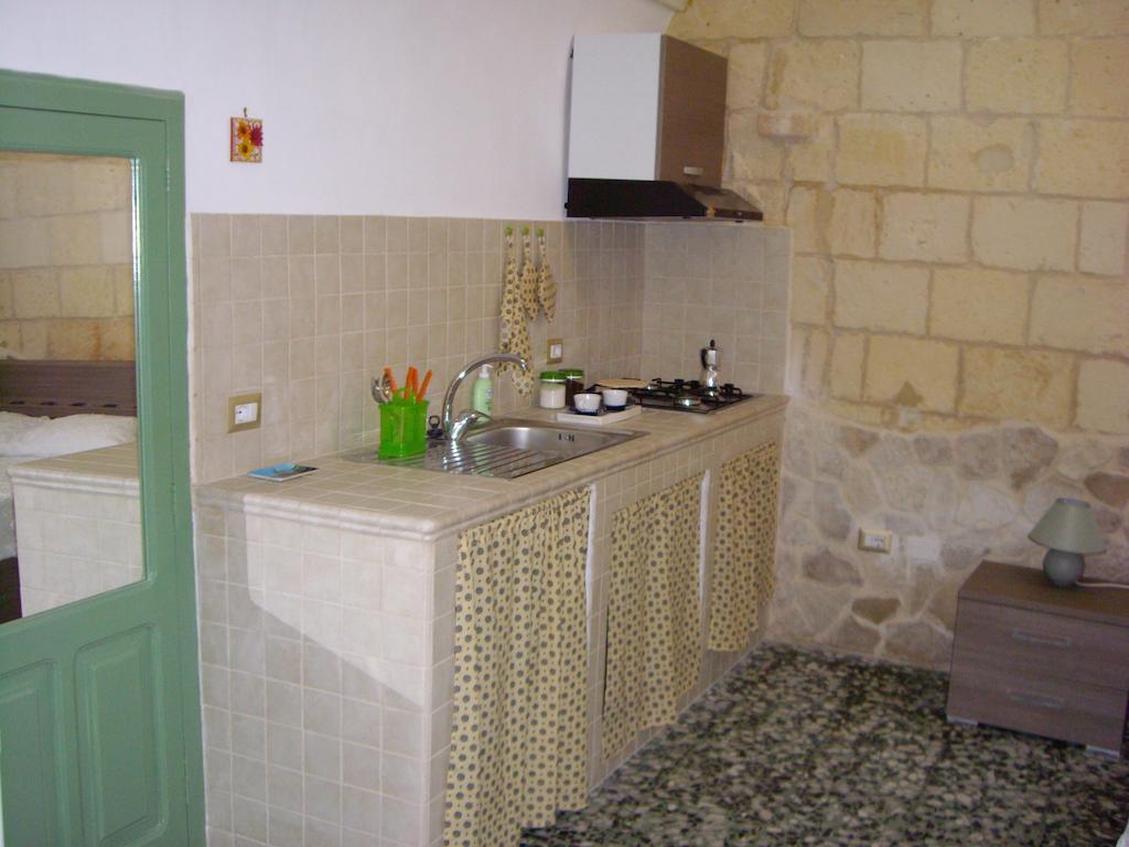 La Casetta Oria  Room photo